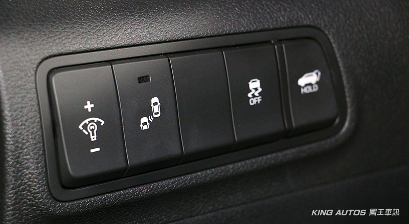 正式售價再降!全新現代《Hyundai Tucson》82.9萬元起強勢問鼎SUV市場 正式售價再降!全新現代《Hyundai Tucson》82.9萬元起強勢問鼎SUV市場