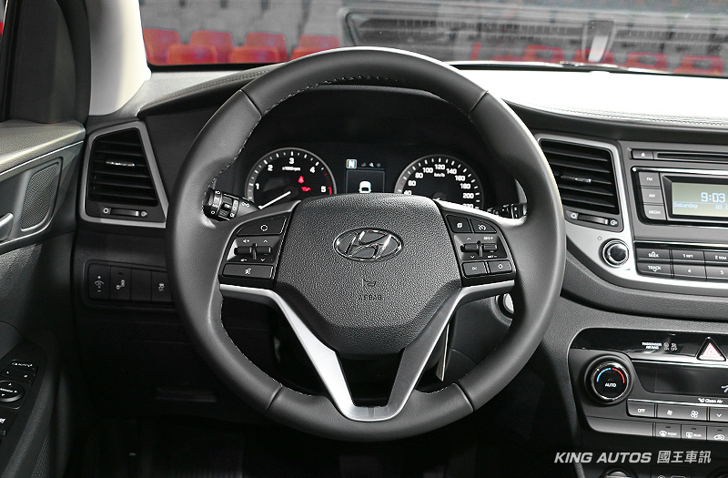 正式售價再降!全新現代《Hyundai Tucson》82.9萬元起強勢問鼎SUV市場 正式售價再降!全新現代《Hyundai Tucson》82.9萬元起強勢問鼎SUV市場