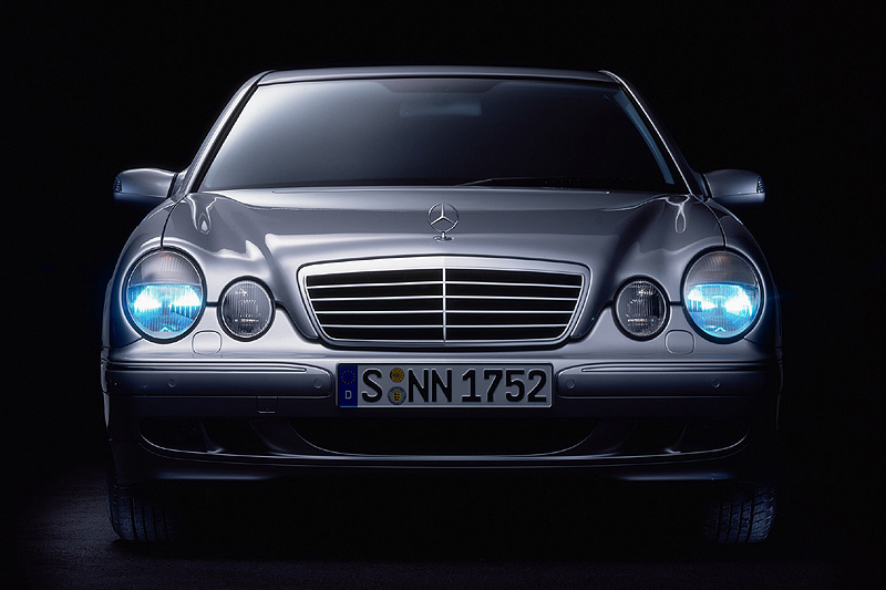 W213發表前的車系歷史總回顧 賓士《Mercedes-Benz E-Class》地位難以撼動 W213發表前的車系歷史總回顧 賓士《Mercedes-Benz E-Class》地位難以撼動