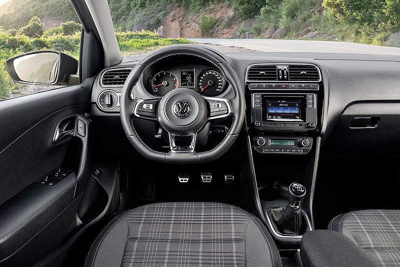 1.4 TSI動力挹注更添動能 《Volkswagen Polo GT》四門房車俄羅斯搶先亮相 1.4 TSI動力挹注更添動能 《Volkswagen Polo GT》四門房車俄羅斯搶先亮相