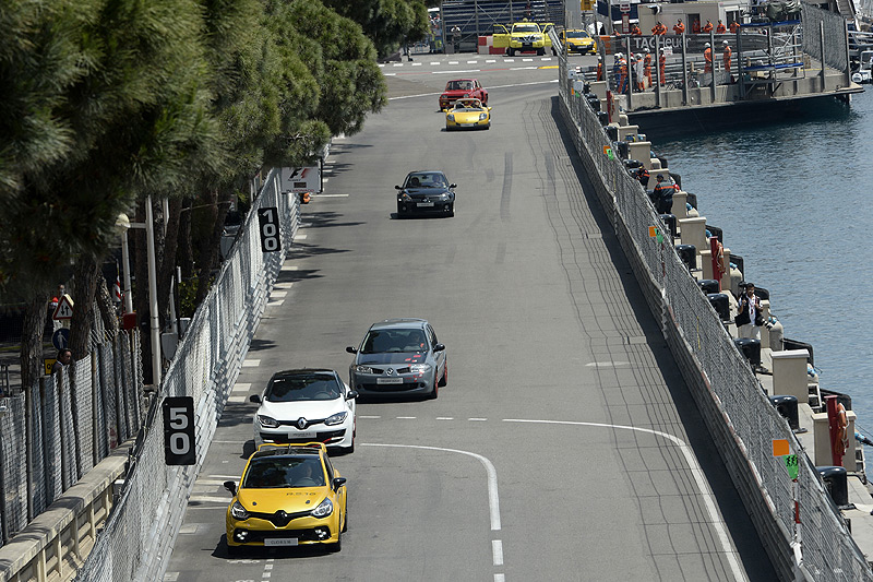 品牌40週年紀念作 《Renault Clio R.S.16》攻佔摩納哥街道 品牌40週年紀念作 《Renault Clio R.S.16》攻佔摩納哥街道