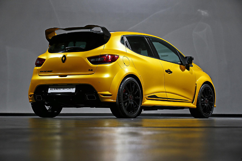品牌40週年紀念作 《Renault Clio R.S.16》攻佔摩納哥街道 品牌40週年紀念作 《Renault Clio R.S.16》攻佔摩納哥街道