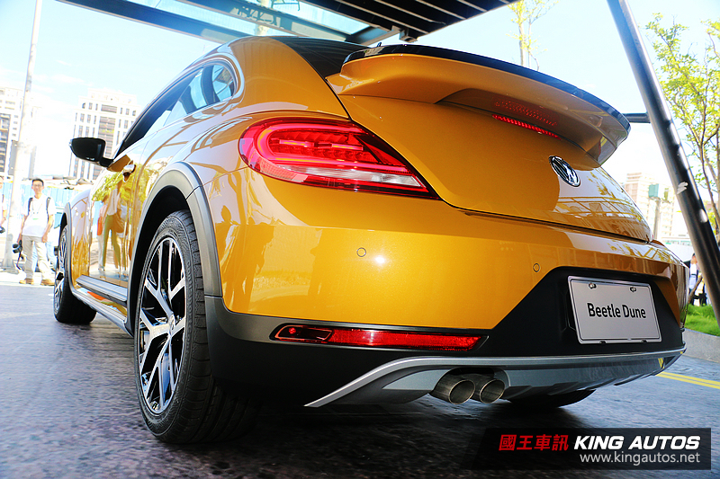 這輛金龜有點野 《Volkswagen Beetle Dune》報價135.8萬限量登臺 這輛金龜有點野 《Volkswagen Beetle Dune》報價135.8萬限量登臺