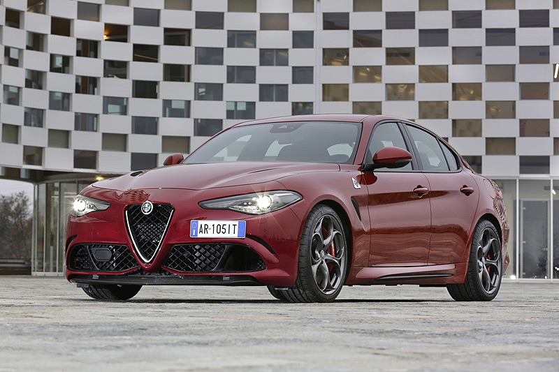 全新《Alfa Romeo Giulia》本月率先於歐洲市場推出 全新《Alfa Romeo Giulia》本月率先於歐洲市場推出