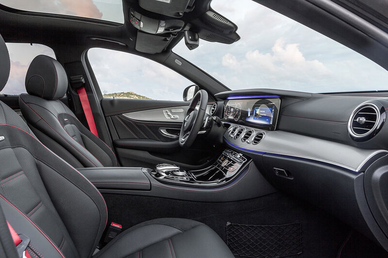《E 43 4Matic Estate》同步現身 《Mercedes-Benz E-Class Estate》正式發表亮相 《E 43 4Matic Estate》同步現身 《Mercedes-Benz E-Class Estate》正式發表亮相