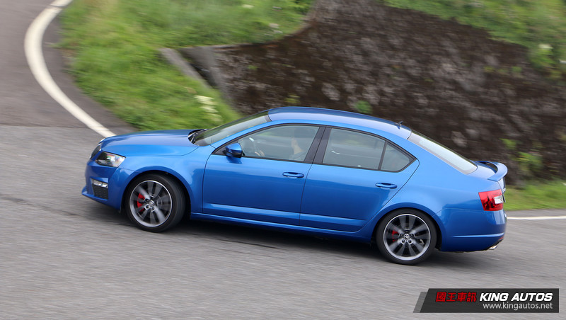 終須一戰─《Škoda Octavia RS 2.0 TSI》vs.《Subaru WRX 2.0 DIT CVT》動力操控篇 終須一戰─《Škoda Octavia RS 2.0 TSI》vs.《Subaru WRX 2.0 DIT CVT》動力操控篇
