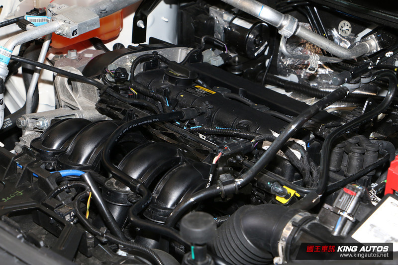 勁黑質感升級 《Ford EcoSport》燻黑勁裝版74.9萬元起上市開賣 勁黑質感升級 《Ford EcoSport》燻黑勁裝版74.9萬元起上市開賣