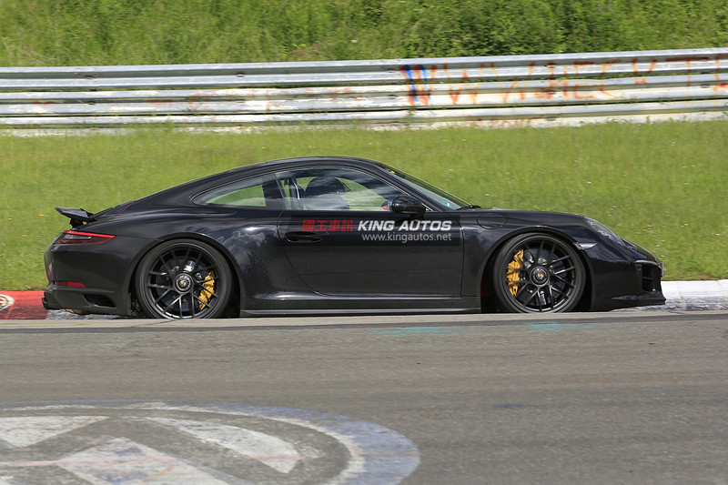 渦輪化全面來襲 小改《Porsche 911 GTS》現身賽道測試 渦輪化全面來襲 小改《Porsche 911 GTS》現身賽道測試