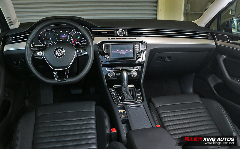 實用與質感超出期待─福斯《Volkswagen Passat Variant 400 TDI》試駕 實用與質感超出期待─福斯《Volkswagen Passat Variant 400 TDI》試駕