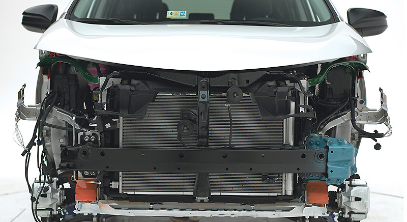 標準趨嚴卻只保護駕駛?《IIHS》公布7款SUV乘客側小範圍偏撞測試揭密 標準趨嚴卻只保護駕駛?《IIHS》公布7款SUV乘客側小範圍偏撞測試揭密