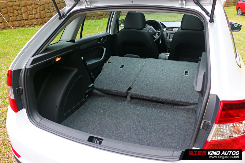 省油省稅新選擇─《Škoda Rapid Spaceback 1.4 TDI》試駕初體驗 省油省稅新選擇─《Škoda Rapid Spaceback 1.4 TDI》試駕初體驗