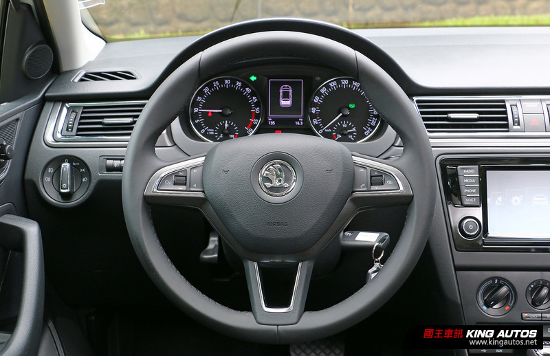 省油省稅新選擇─《Škoda Rapid Spaceback 1.4 TDI》試駕初體驗 省油省稅新選擇─《Škoda Rapid Spaceback 1.4 TDI》試駕初體驗