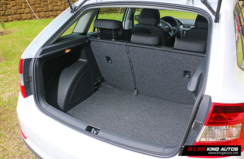 省油省稅新選擇─《Škoda Rapid Spaceback 1.4 TDI》試駕初體驗 省油省稅新選擇─《Škoda Rapid Spaceback 1.4 TDI》試駕初體驗