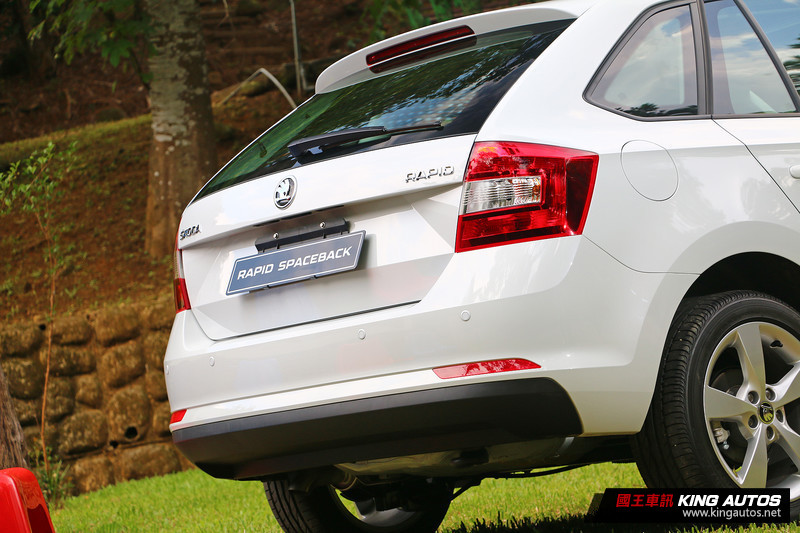 省油省稅新選擇─《Škoda Rapid Spaceback 1.4 TDI》試駕初體驗 省油省稅新選擇─《Škoda Rapid Spaceback 1.4 TDI》試駕初體驗