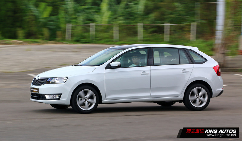 省油省稅新選擇─《Škoda Rapid Spaceback 1.4 TDI》試駕初體驗 省油省稅新選擇─《Škoda Rapid Spaceback 1.4 TDI》試駕初體驗