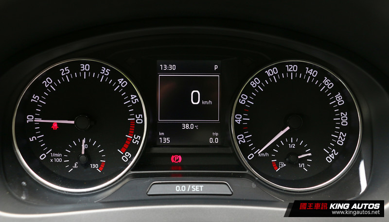 省油省稅新選擇─《Škoda Rapid Spaceback 1.4 TDI》試駕初體驗 省油省稅新選擇─《Škoda Rapid Spaceback 1.4 TDI》試駕初體驗