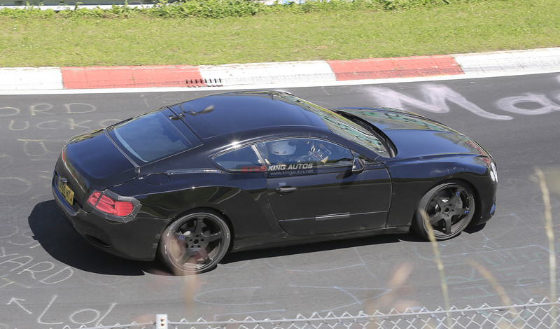 更貼近概念車雛形 新一代《Bentley Continental GT》偽裝車接續登場測試 更貼近概念車雛形 新一代《Bentley Continental GT》偽裝車接續登場測試