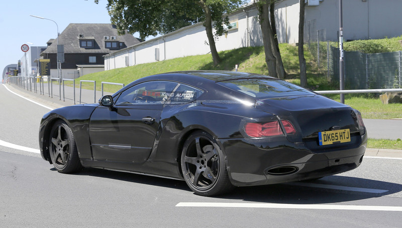 更貼近概念車雛形 新一代《Bentley Continental GT》偽裝車接續登場測試 更貼近概念車雛形 新一代《Bentley Continental GT》偽裝車接續登場測試