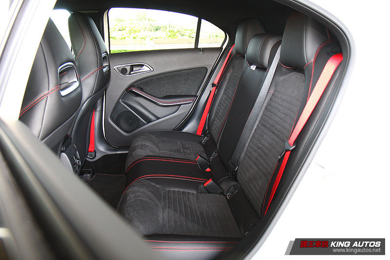 少量珍惜的美好 ─ 賓士《Mercedes-Benz A 250 Sport 6MT》暢快試駕 少量珍惜的美好 ─ 賓士《Mercedes-Benz A 250 Sport 6MT》暢快試駕