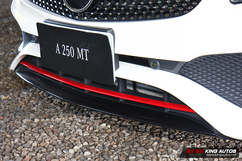 少量珍惜的美好 ─ 賓士《Mercedes-Benz A 250 Sport 6MT》暢快試駕 少量珍惜的美好 ─ 賓士《Mercedes-Benz A 250 Sport 6MT》暢快試駕