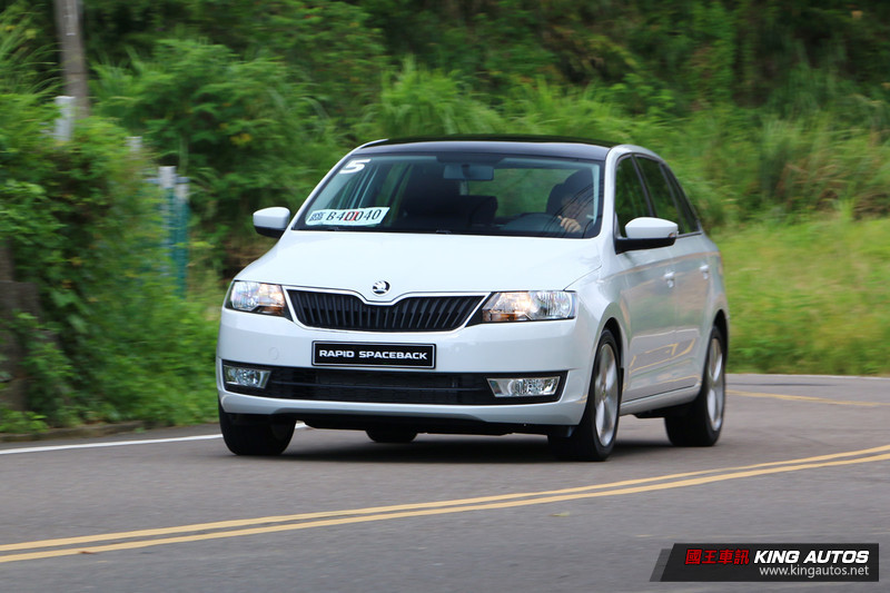 《Škoda Rapid》入門價下殺80萬元內 同步新增1.6MPI與1.4 TDI兩款動力 《Škoda Rapid》入門價下殺80萬元內 同步新增1.6MPI與1.4 TDI兩款動力
