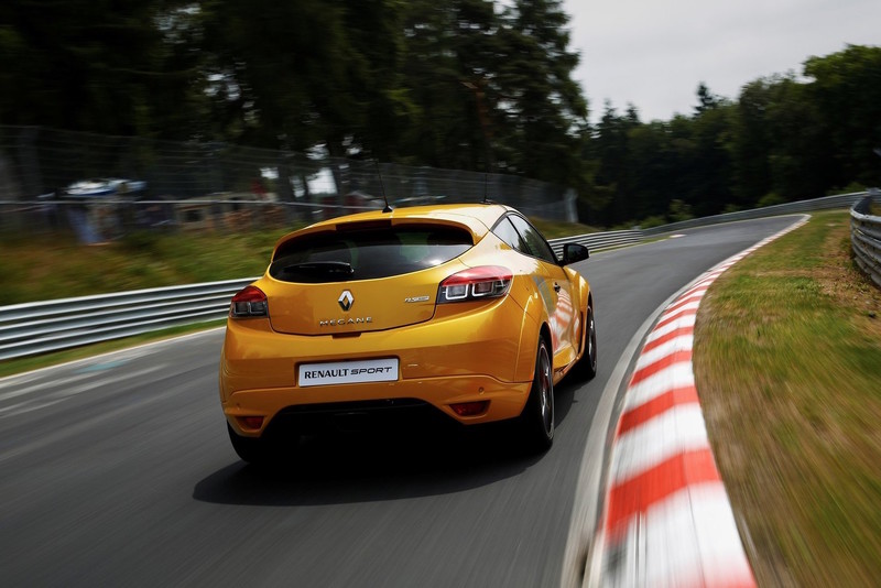 《Renault Mégane R.S. 273 Trophy 2》直搗對手地盤 下一代《Mégane R.S.》最少身懷300匹 《Renault Mégane R.S. 273 Trophy 2》直搗對手地盤 下一代《Mégane R.S.》最少身懷300匹