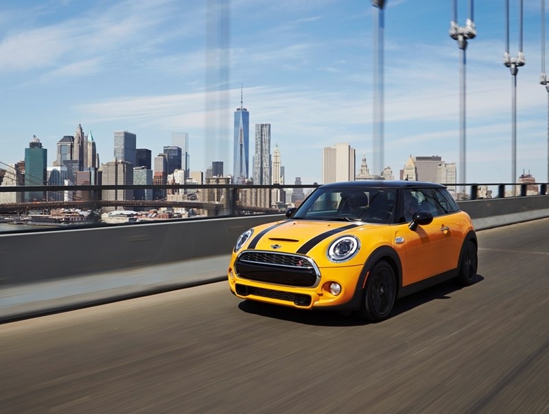 7月入主《Mini》指定車型送雙人商務艙機票 《Mini Countryman》還可享頂級配備優惠 7月入主《Mini》指定車型送雙人商務艙機票 《Mini Countryman》還可享頂級配備優惠
