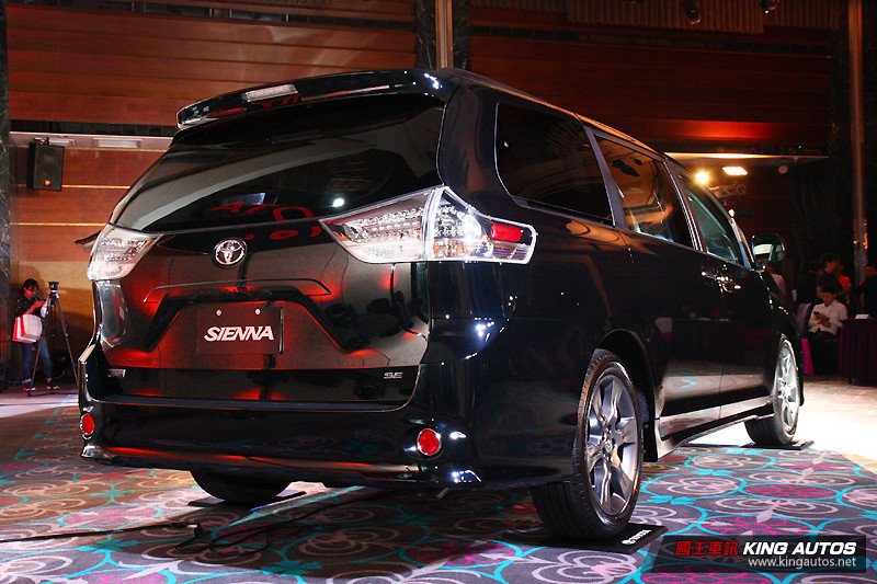 今年配額僅750輛 豐田《Toyota Sienna》219萬起由總代理正式導入! 今年配額僅750輛 豐田《Toyota Sienna》219萬起由總代理正式導入!