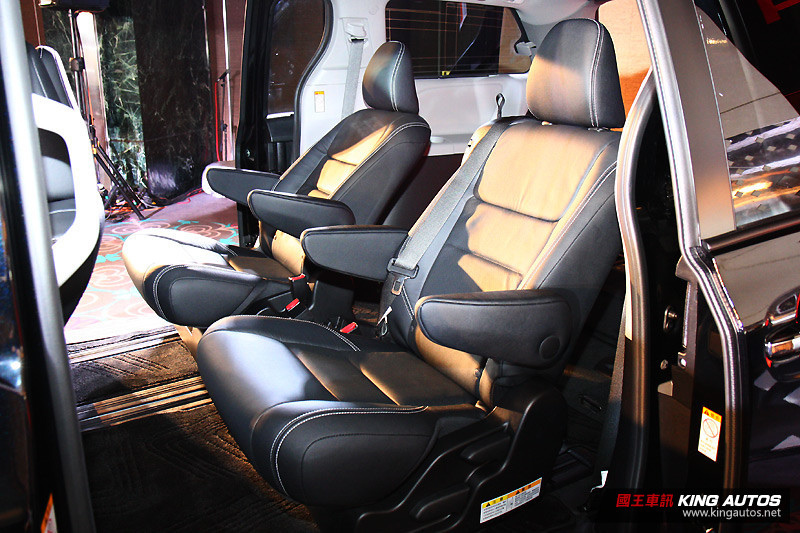 今年配額僅750輛 豐田《Toyota Sienna》219萬起由總代理正式導入! 今年配額僅750輛 豐田《Toyota Sienna》219萬起由總代理正式導入!