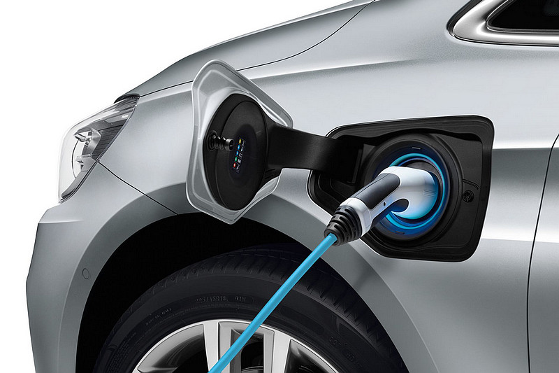 新世代《Mini Countryman》偽裝測試再捕獲 PHEV油電動力確認搭載 新世代《Mini Countryman》偽裝測試再捕獲 PHEV油電動力確認搭載