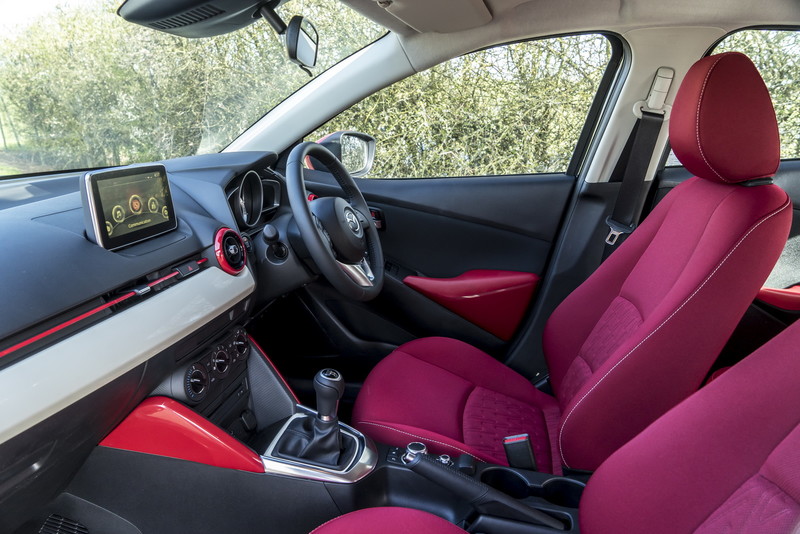 魂動紅搞悶騷 《Mazda2》Red Edition特式車英國限量登場 魂動紅搞悶騷 《Mazda2》Red Edition特式車英國限量登場
