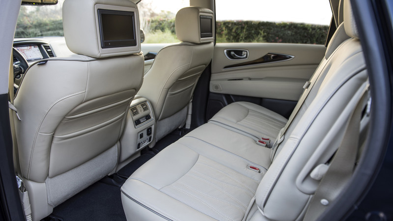 跟進Pathfinder換心工程 新年式《Infiniti QX60》升級3.5升V6缸內直噴引擎 跟進Pathfinder換心工程 新年式《Infiniti QX60》升級3.5升V6缸內直噴引擎