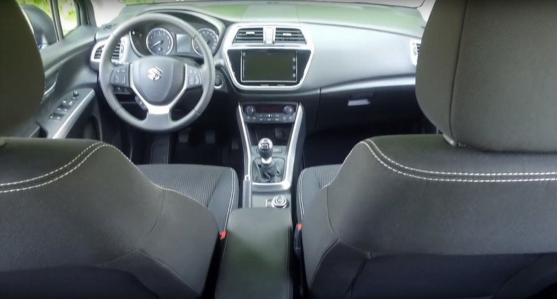 小改款《Suzuki SX4 Crossover》正式亮相 全面換裝1.0/1.4渦輪直噴動力 小改款《Suzuki SX4 Crossover》正式亮相 全面換裝1.0/1.4渦輪直噴動力