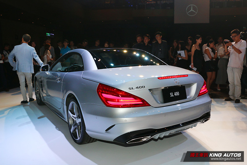 共三款動力車型同步登台 賓士《Mercedes-Benz SL & SLC》雙敞篷車系發表 共三款動力車型同步登台 賓士《Mercedes-Benz SL & SLC》雙敞篷車系發表