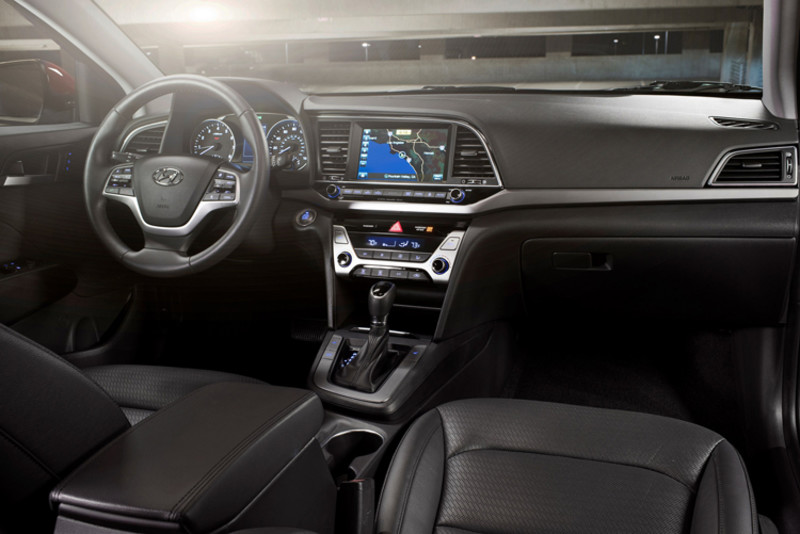 新一代《Hyundai Elantra》測試車臺灣捕獲!預計2017年第二季開賣 新一代《Hyundai Elantra》測試車臺灣捕獲!預計2017年第二季開賣