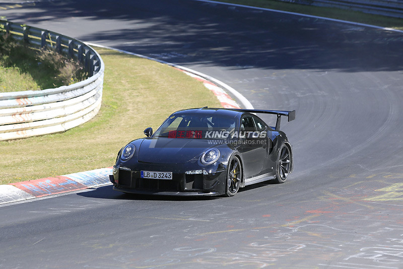 最強選手出場暖身 全新保時捷《Porsche 911 GT2》預計今年內登板 最強選手出場暖身 全新保時捷《Porsche 911 GT2》預計今年內登板