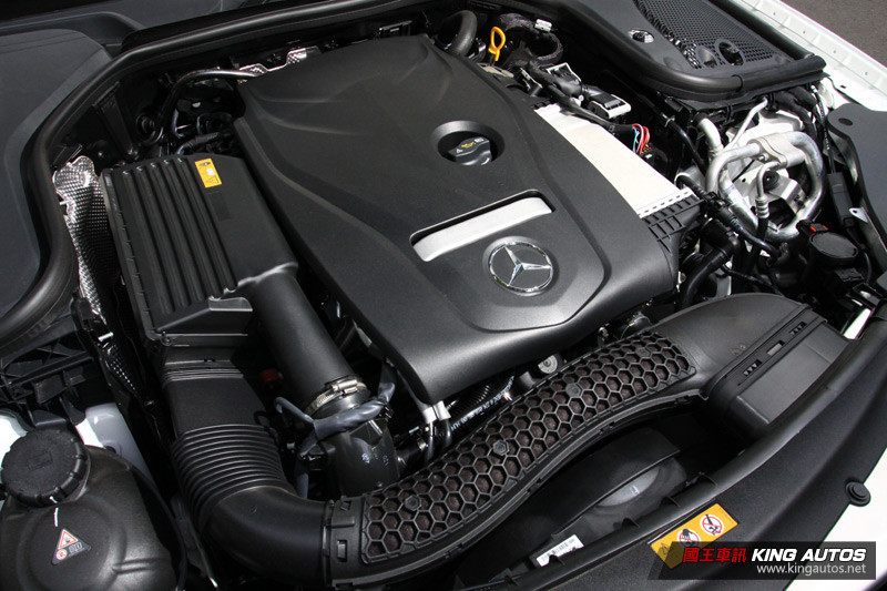 AI更顯人性化 ─ 全新賓士《Mercedes-Benz E-Class》試駕體驗 AI更顯人性化 ─ 全新賓士《Mercedes-Benz E-Class》試駕體驗