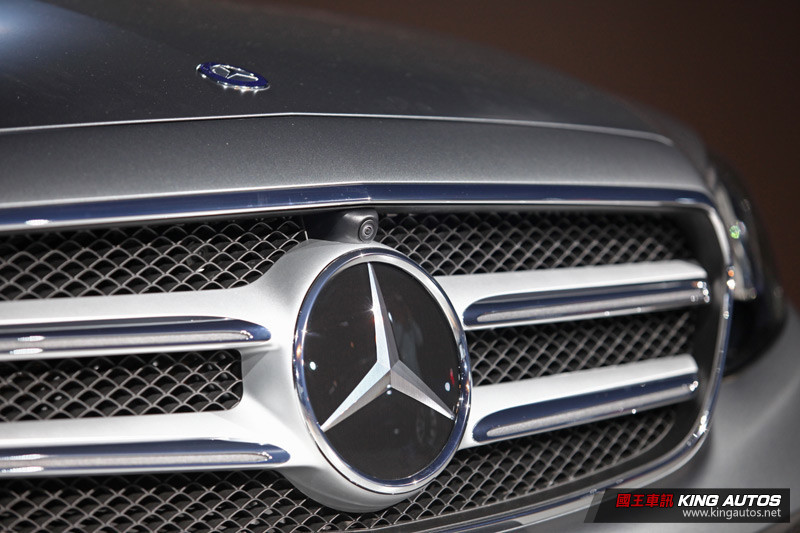 AI更顯人性化 ─ 全新賓士《Mercedes-Benz E-Class》試駕體驗 AI更顯人性化 ─ 全新賓士《Mercedes-Benz E-Class》試駕體驗