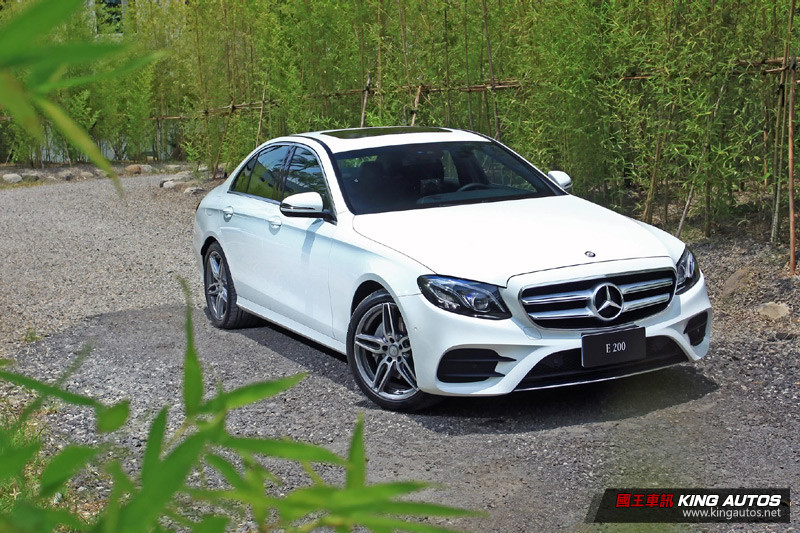 AI更顯人性化 ─ 全新賓士《Mercedes-Benz E-Class》試駕體驗 AI更顯人性化 ─ 全新賓士《Mercedes-Benz E-Class》試駕體驗