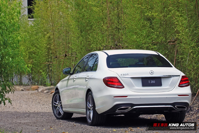 AI更顯人性化 ─ 全新賓士《Mercedes-Benz E-Class》試駕體驗 AI更顯人性化 ─ 全新賓士《Mercedes-Benz E-Class》試駕體驗