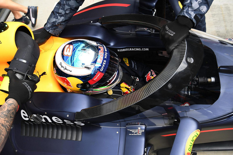 夾腳拖先別來 《F1》策略小組暫緩座艙保護裝置導入計畫 夾腳拖先別來 《F1》策略小組暫緩座艙保護裝置導入計畫