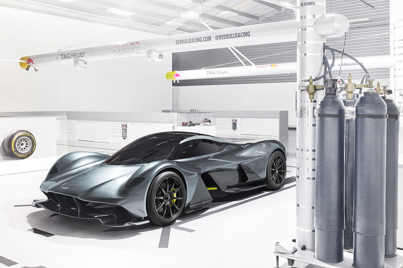走進主流市場 《Aston Martin》預計2022年推出中置引擎超跑 走進主流市場 《Aston Martin》預計2022年推出中置引擎超跑