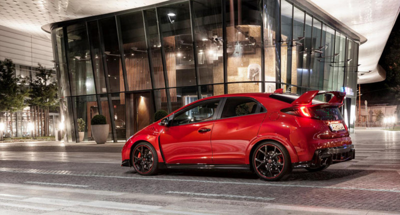 340匹馬力全面備戰 第10代《Honda Civic Type-R》概念車可望在巴黎車展亮相 340匹馬力全面備戰 第10代《Honda Civic Type-R》概念車可望在巴黎車展亮相