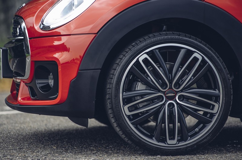 強化競技氣息 《Mini Cooper S /Clubman》專屬JCW動力與外觀套件臺灣開賣 強化競技氣息 《Mini Cooper S /Clubman》專屬JCW動力與外觀套件臺灣開賣