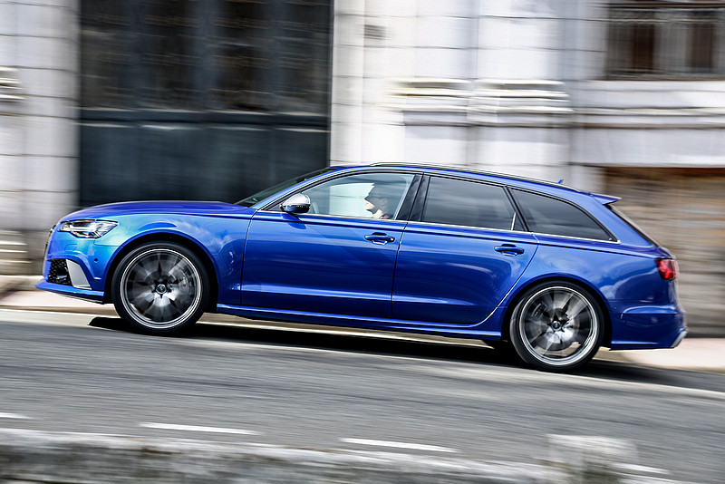 原廠就配蠍子管 《Audi》將Akrapovic鈦合金排氣系統列入《RS 6 Avant》選配 原廠就配蠍子管 《Audi》將Akrapovic鈦合金排氣系統列入《RS 6 Avant》選配