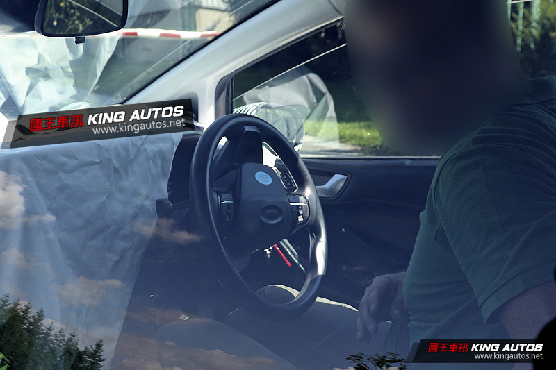 第七代福特《Ford Fiesta》陣容逐步完整 三門版間諜照首度現身 第七代福特《Ford Fiesta》陣容逐步完整 三門版間諜照首度現身