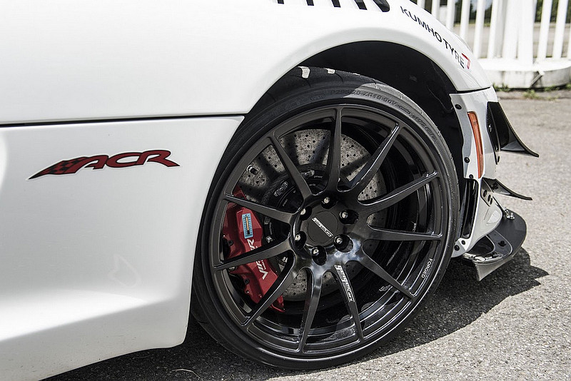 釋放毒意志 GeigerCars操刀《Dodge Viper ACR》內外進化猛發765hp 釋放毒意志 GeigerCars操刀《Dodge Viper ACR》內外進化猛發765hp