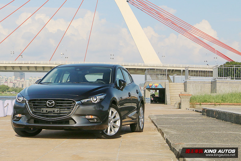 風格更趨成熟洗鍊─馬自達《Mazda3》五門旗艦型小改款試駕體驗 風格更趨成熟洗鍊─馬自達《Mazda3》五門旗艦型小改款試駕體驗