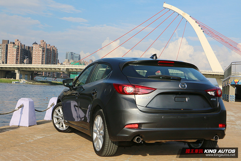 風格更趨成熟洗鍊─馬自達《Mazda3》五門旗艦型小改款試駕體驗 風格更趨成熟洗鍊─馬自達《Mazda3》五門旗艦型小改款試駕體驗