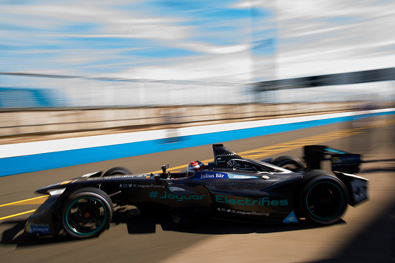 《Jaguar I-Type》Formula E賽車首度亮相 備戰電動方程式全新賽季 《Jaguar I-Type》Formula E賽車首度亮相 備戰電動方程式全新賽季